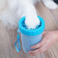 Cleverer Pfotenreiniger für Hunde - Waagemann