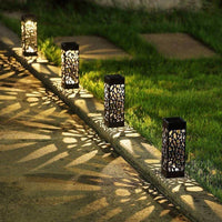 Solarbetriebene Gartenleuchte im klassischen Vintage-Stil (2er Set)