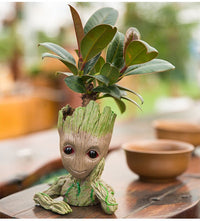 Kopie von Baby Groot Pflanztöpchen & Stiftehalter (handbemalt) 2 - Waagemann
