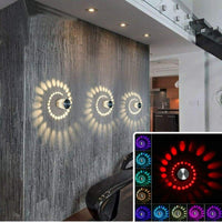 Moderne "Swirl" LED Lampe (8 Farben) Mit Fernbedienung - Waagemann