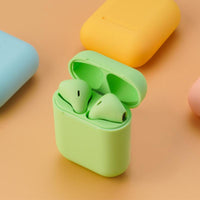 NOVAPODS – Farbige Bluetooth Kopfhörer mit Aufladebox - Waagemann