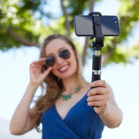 Selfie Stick mit LED Fotolicht & Bluetooth Fernbedienung - Waagemann